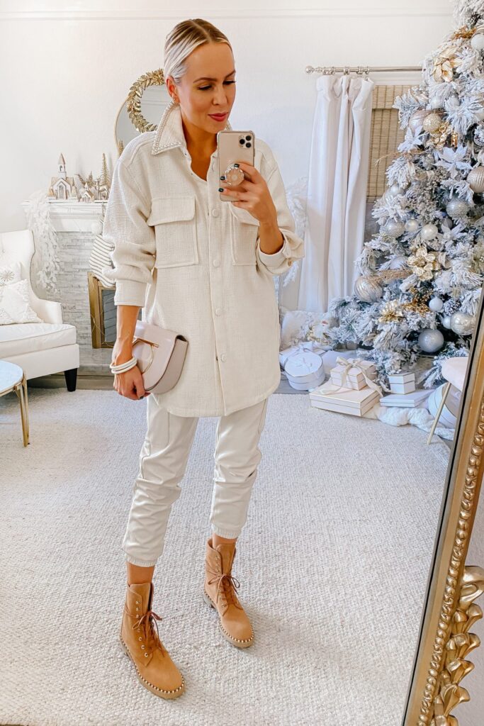 Neutral layers styling ideas, for fall and winter, featured by San Francisco fashion blogger Lombard & Fifth Veronica Levy.