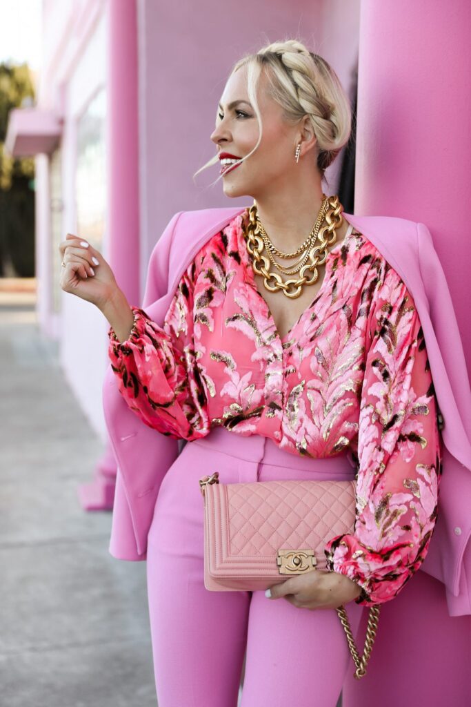 Valentine’s Day style ideas and gifts for your galentine’s. By San Francisco fashion blogger Lombard & Fifth Veronica Levy.