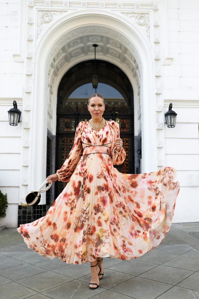 Karen Millen spring summer sale, pressed floral pleated woven maxi dress style inspiration. By Veronica Levy, Lombard & Fifth.
