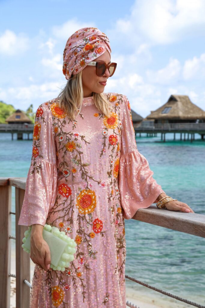 Winter vacation resort wear style, in Bora Bora Conrad hotel. What to pack for tropical vacation. Lombard & Fifth Veronica Levy.