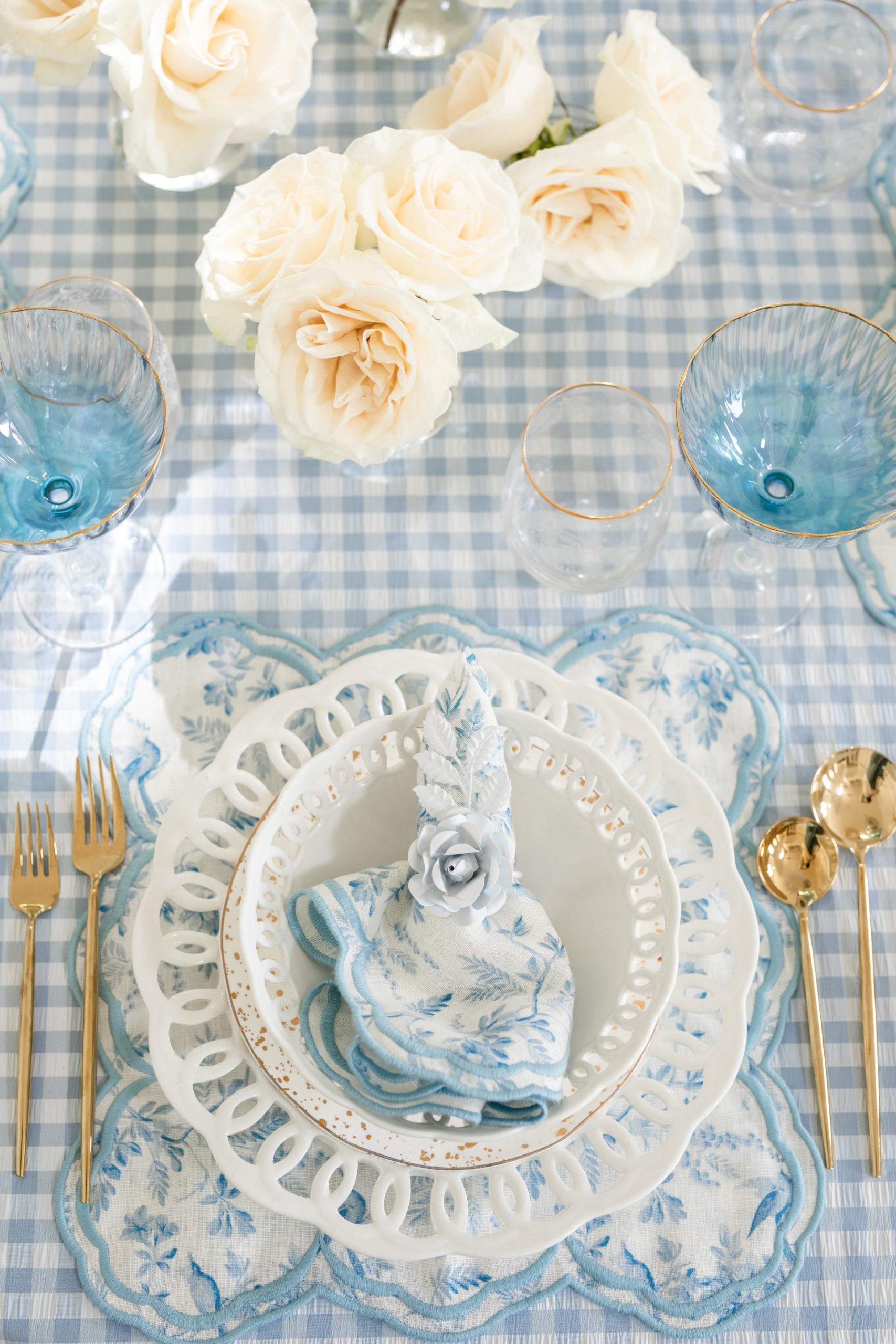 Grand millennial Easter table scape ideas for entertaining. Grandmillential table décor. Blue and gold décor. Veronica Levy, Lombard & Fifth.