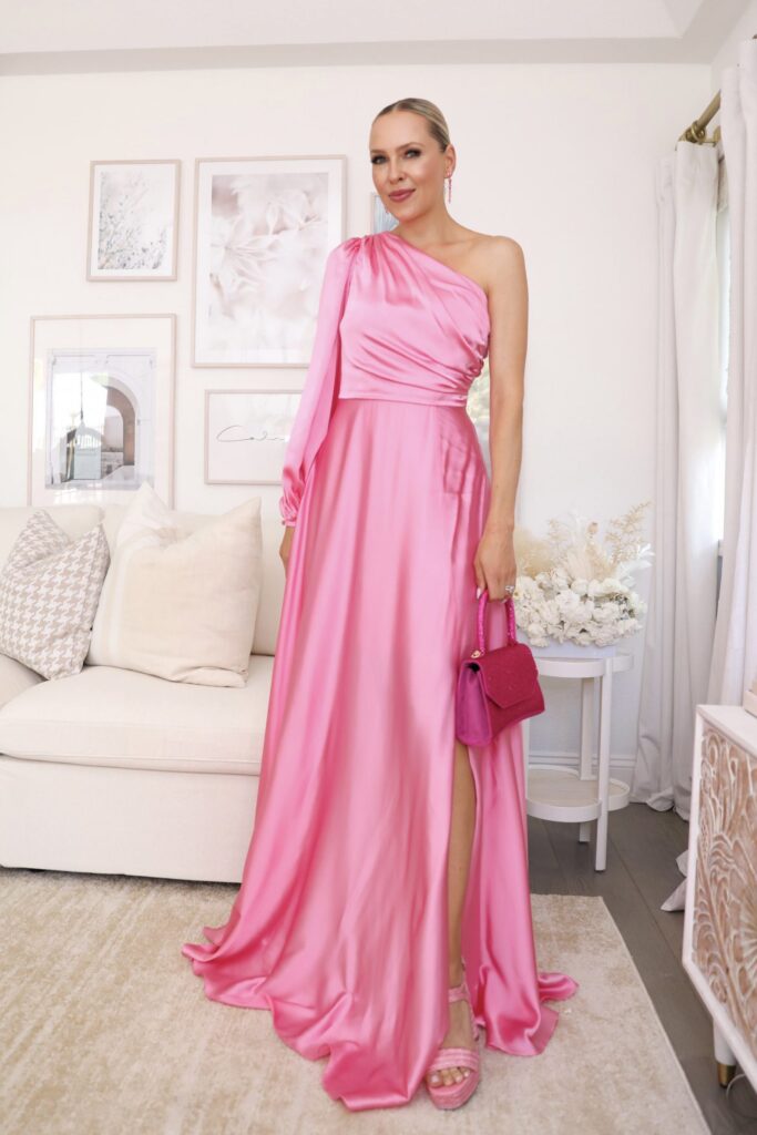 Barbie pink, Barbie dresses, pink dresses, pink outfit ideas, pink outfits for women, Barbie outfits, pink style, pretty in pink, Lombard and fifth, Veronica levy