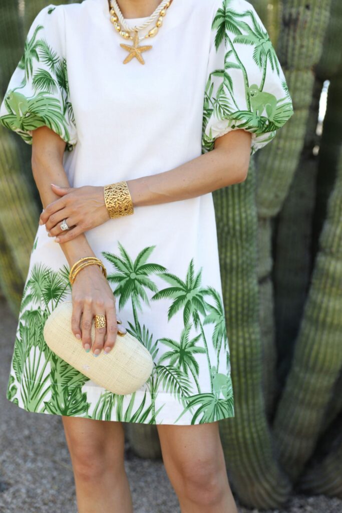 arizona resort wear, travel style, summer style, pool style, beach style, beachwear, simple summer outfits, outfit ideas for women, travel outfits, Lombard and fifth, Veronica levy