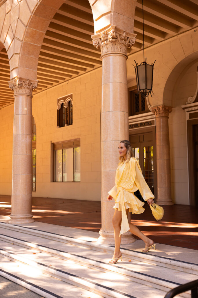 how to wear butter yellow